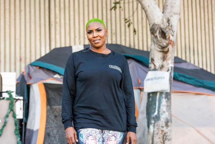 PHOTO BY REFINERY29. Raines hopes to get Beauty2TheStreetz its own mobile shower.